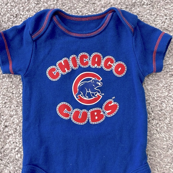 Lot of 2 Baby Infant Chicago Cubs Short Sleeve Blue Onesies - Size Newborn & 3M - Picture 3 of 5